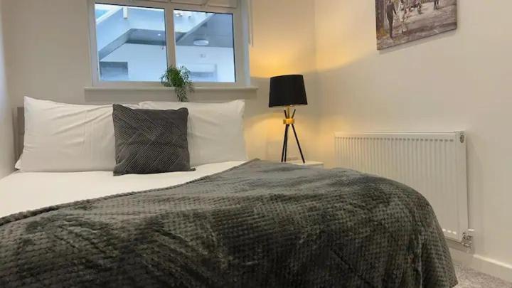 Monthly Stays Liverpool Bagian luar foto